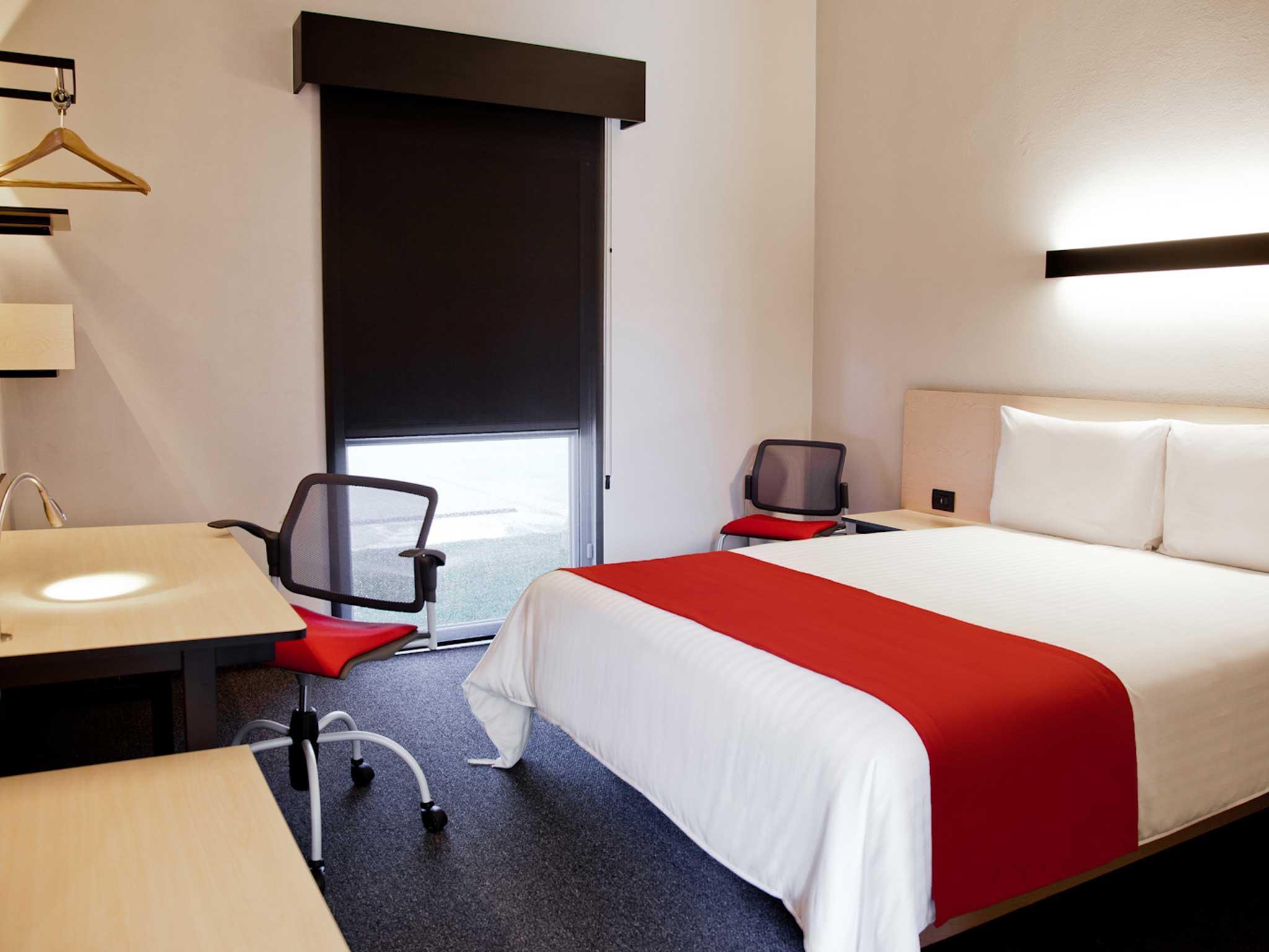 City Express By Marriott סיודד ויקטוריה מראה חיצוני תמונה