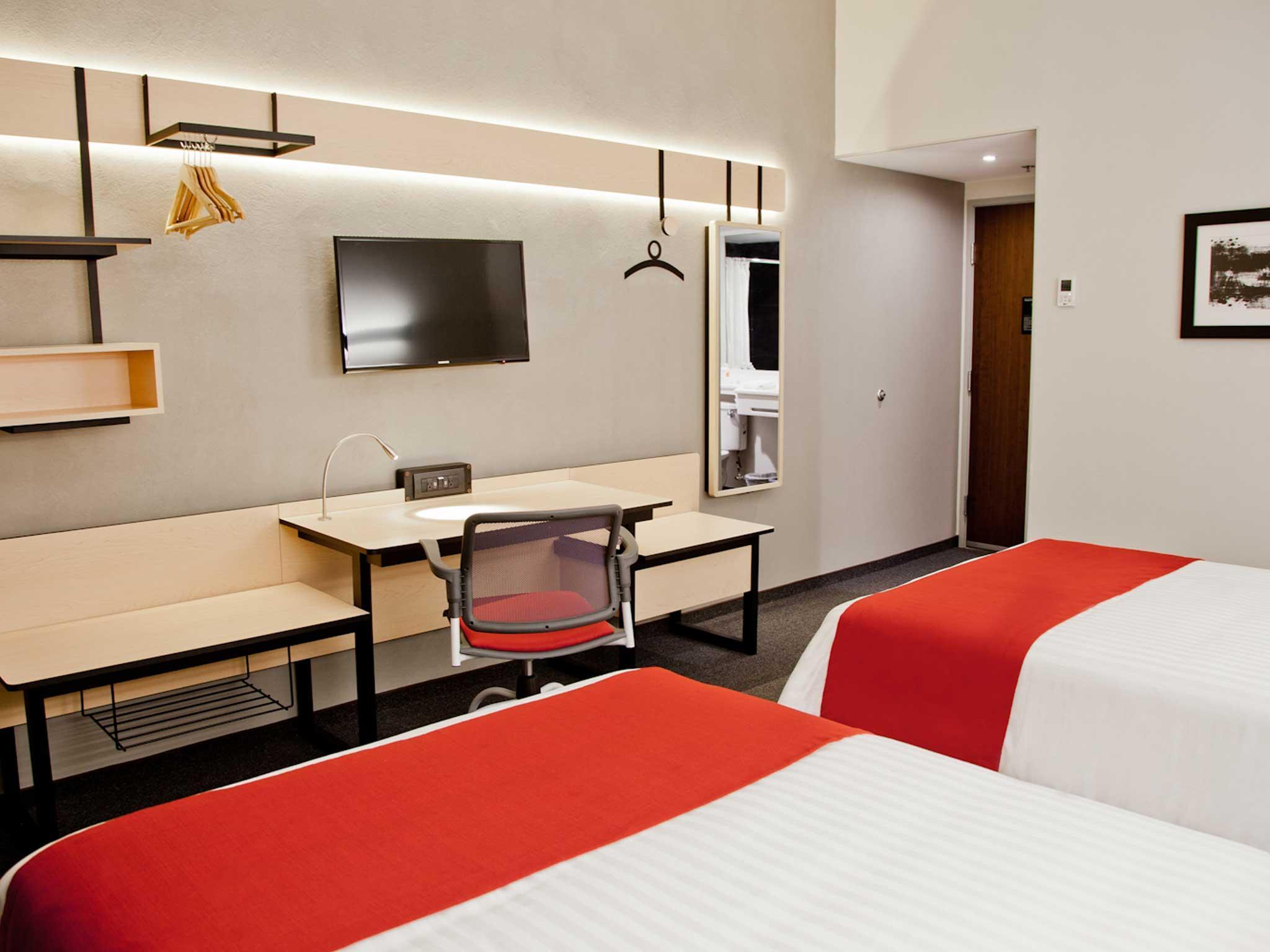 City Express By Marriott סיודד ויקטוריה מראה חיצוני תמונה