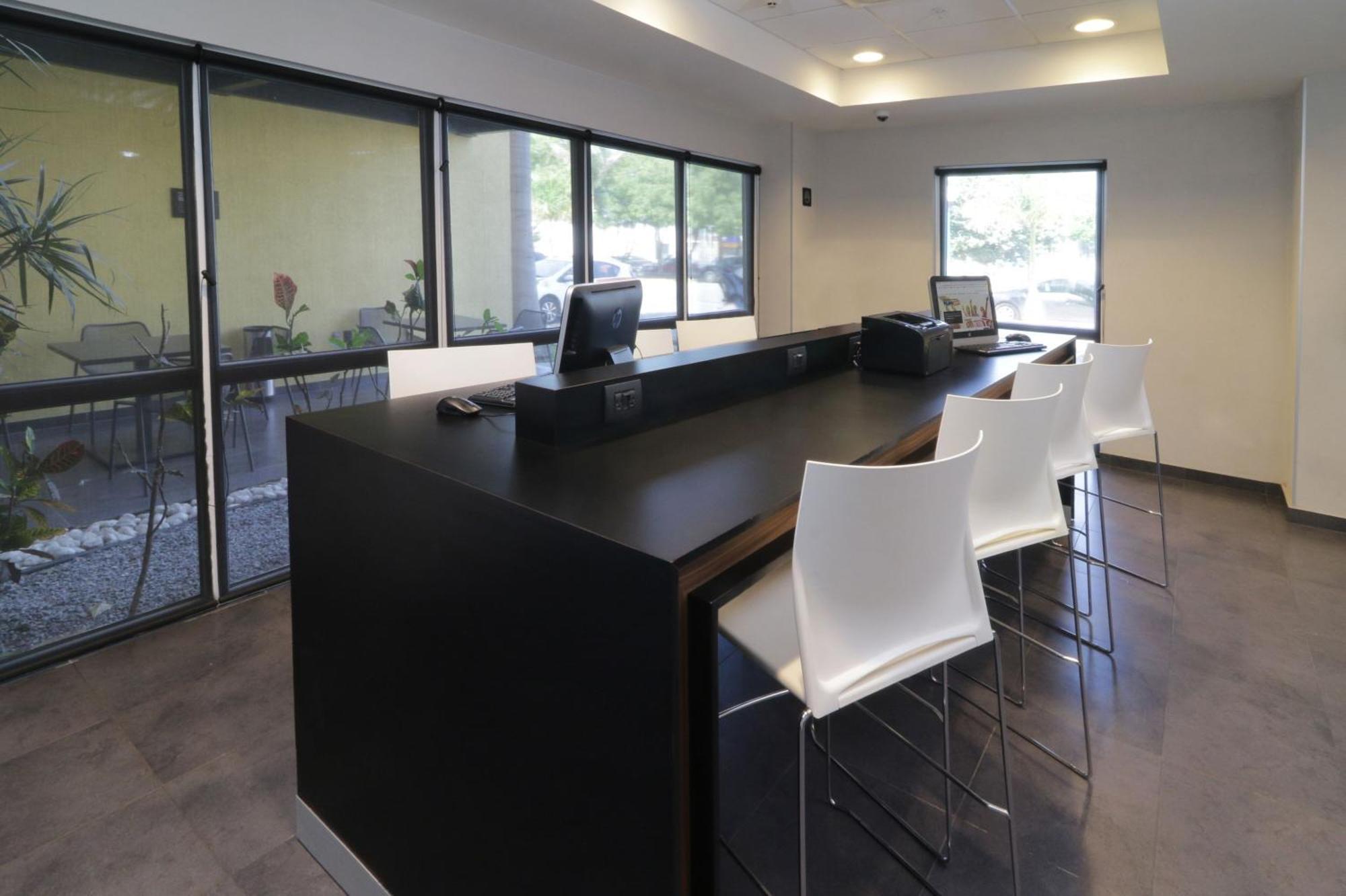City Express By Marriott סיודד ויקטוריה מראה חיצוני תמונה