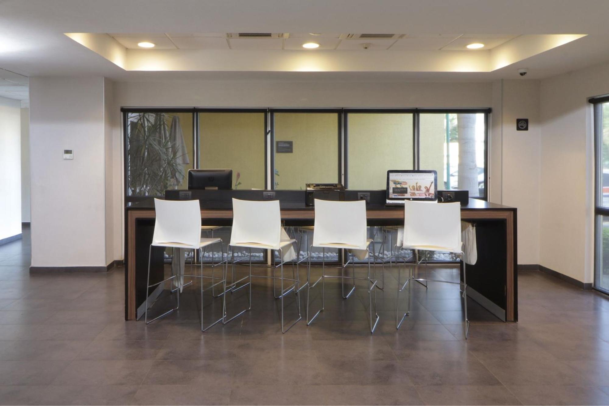 City Express By Marriott סיודד ויקטוריה מראה חיצוני תמונה