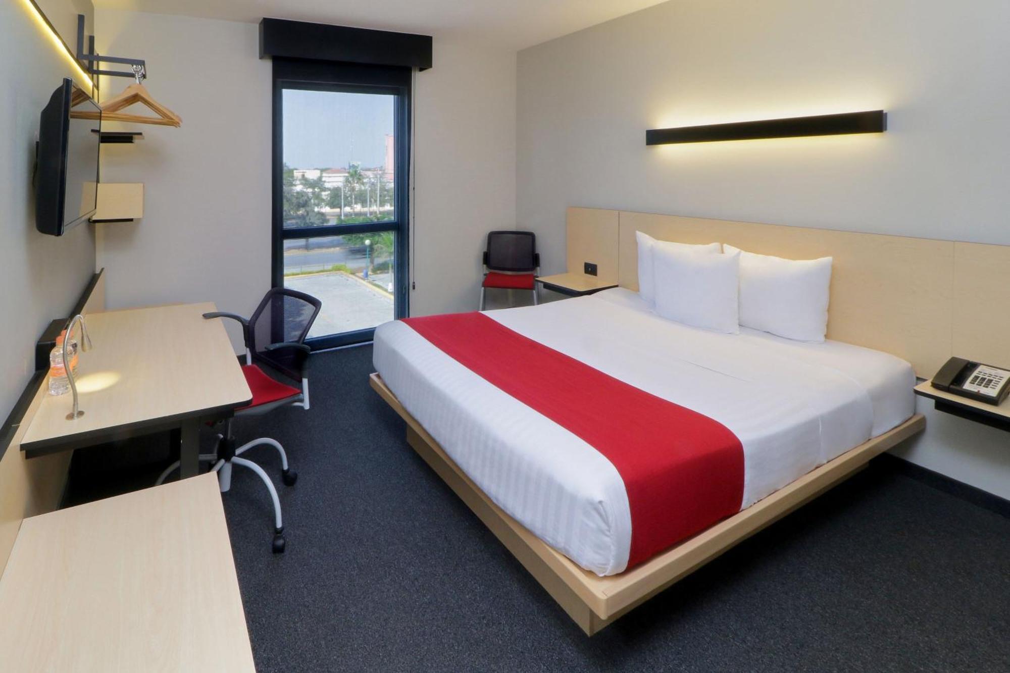 City Express By Marriott סיודד ויקטוריה מראה חיצוני תמונה