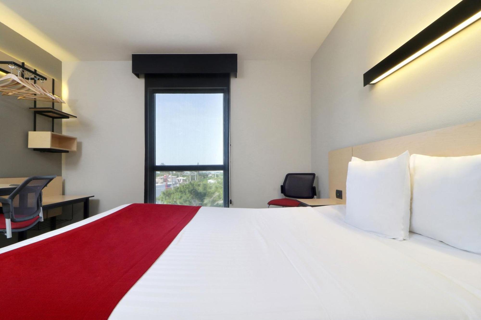 City Express By Marriott סיודד ויקטוריה מראה חיצוני תמונה